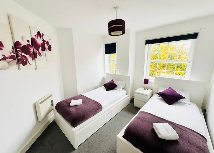 Spacious 2-Bedroom Haven With Modern Amenities In Bradley Stoke